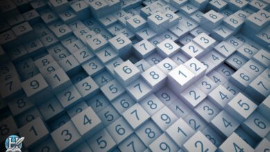 مربعات ثلاثية الأبعاد تحتوي على أرقام من 1 إلى 9 في ترتيب عشوائي يوضح تنوع الأعداد.