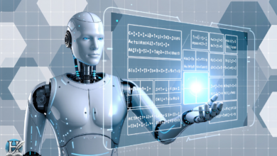 روبوت متقدم يعرض واجهة رقمية مليئة بالمعادلات والخوارزميات، في مشهد يرمز إلى التحديات والمخاطر المتقدمة للذكاء الاصطناعي.