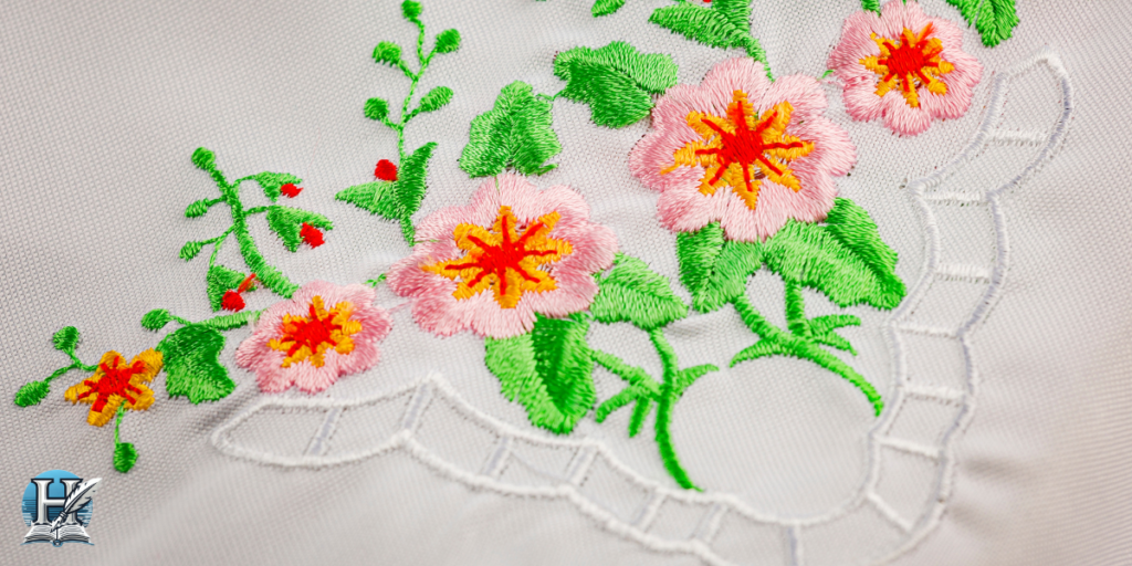 غطاء طاولة مطرز